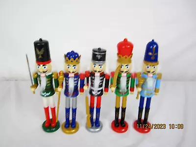 Nutcracker Soldiers Decorations 9  Plastic Christmas Lot Of 5 • $22.79