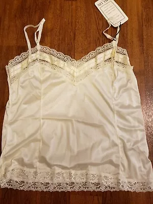 Women's NWT Cream Camisole Size XL  By Mel-Lin Adjustable Straps • $10