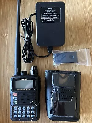 Yaesu VX-6R 3-Band Submersible Amateur Transceiver (144/222/440) • $249.95