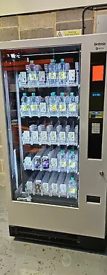 Necta Sinfonia Bottle And Can Vending Machine • £900