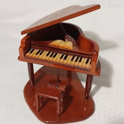 Vtg Glossy Wooden Grand Piano Convertible Figurine Decor Walnut Brown Beautiful  • $1.99