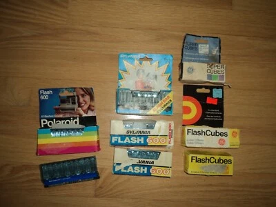 $25 • Buy VTG GE Flash Cubes-Sylvannia Flash 600 & Polaroid Flash 600
