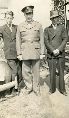 P811 Original Vintage Photo THREE MEN BY CAR BUMPER MILITARY MAN IN UNIFORM • $5.50