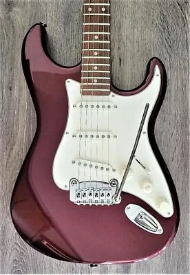 G&L USA Legacy 2023 - Ruby Red Metallic • $1485