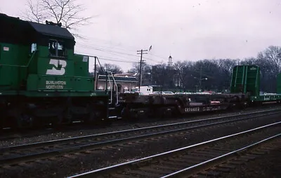 Railroad Slide - Conrail #766073 Flat Car 1989 Hinsdale Illinois Freight Train • $5