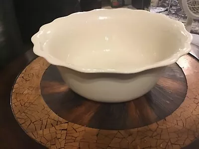 Lenox MANSFIELD Vegetable Serving Bowl 9 1/2  • $20