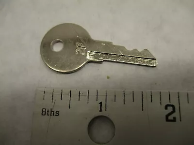 89491 12 8949112 Ignition Key 2F For Mercury Mariner SportJet 15-125HP Outboards • $8.56