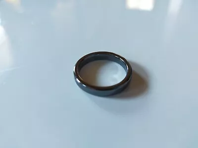 Natural Grounding Hematite Ring Crystal Therapy Thin UK Size R1/2 US Size 9 • £1.20