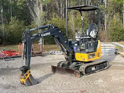 2019 John Deere 17G Mini Excavator Rubber Tracks Backhoe Trackhoe Bidadoo • $9200