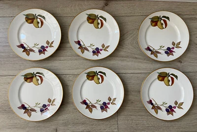 £20 • Buy 6x Royal Worcester - Evesham - Gold Edge - Tea/Side Plate. Excellent Condition.
