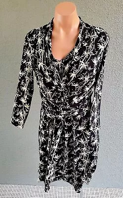 MILKY WAY Long Sleeve Drape ALine Dress Black White Size S  L074 • $22.47