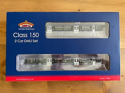 £160 • Buy 32-940 Class 150/2 2-car Dmu 150216 Gwr Green (with Fitted Passenger Figures)