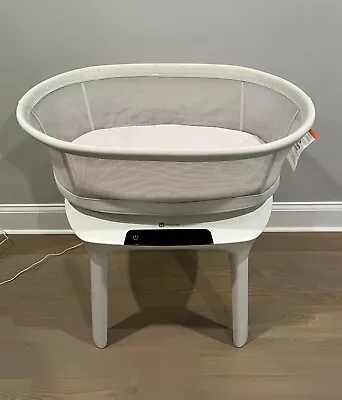 4moms Mamaroo Sleep Bassinet Calms And Soothes - White • $299