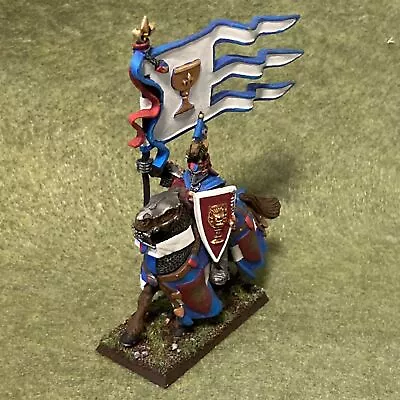 Bretonnian Grail Knight Standard Painted Warhammer Fantasy  Games Workshop • $89.99