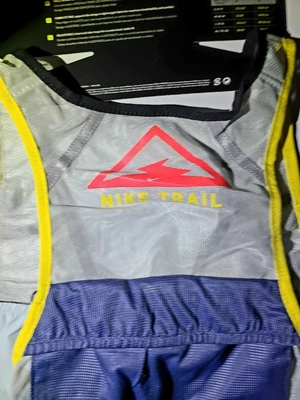 $49.95 • Buy Nike Men's Trail Running Vest Aura/Diffused Blue/Speed Yellow/Black Size XL New 