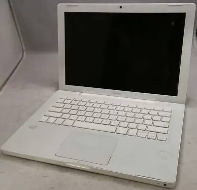 FOR PARTS Apple 13.3  A1181 MacBook (Core Duo T2500/2 GHz/1 GB RAM) • $35