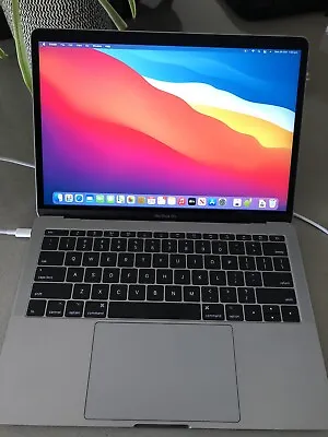 Apple MacBook Pro 13” Space Grey 128gb Battery Count 29 Near New Barely Used • $699
