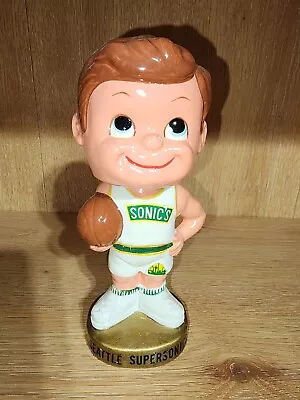 VINTAGE 1970s NBA SEATTLE SUPERSONICS BASKETBALL BOBBLEHEAD NODDER BOBBLE HEAD • $9.99