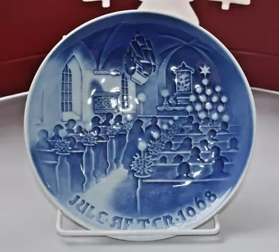 B&G BING & GRONDAHL DENMARK CHRISTMAS PLATE 1968  CHRISTMAS IN CHURCH  Denmark • $35