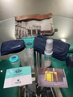£14.99 • Buy Qatar Airways First Class Amenity Kit Washbag/Makeup Bag Nappa Dori - Brand New