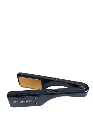 Vidal Sassoon Black And Gold Hair Straightener • $11.95