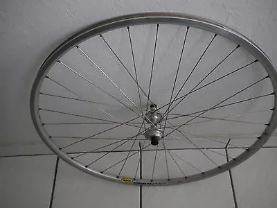   Clincher Wheels 700 Campagnolo Mavic 6/7 Speeds. • $250