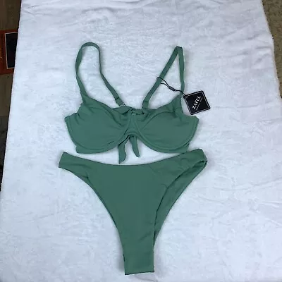 ZAFUL Women's L Ribbed Underwire Bikini High Cut V Notch Smocked Swimwear Green • $15.99