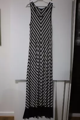 French Connection Black/white Maxi Round Neck Sleeveless Dress. Size 16 • $13.50