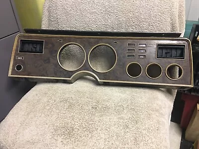 Used Ford D5zf-10b883-ca Mustang Ii Gauge Dash Bezel With A/c Vents Ghia Cobra  • $90