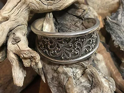 $499.99 • Buy Vintage LOIS HILL 925 Sterling Silver Detailed Scroll Granulated Cuff Bracelet