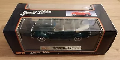 Maisto Special Edition Volkswagen Cabriolet Green (1951) 1:18 Scale Model Boxed • £30