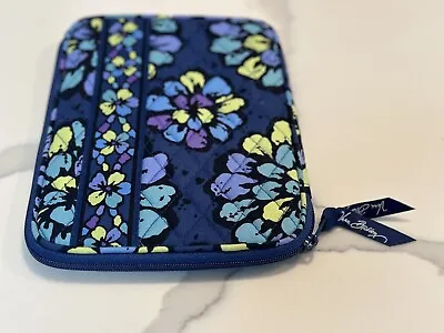 Vera Bradley Mini Tablet IPad Kindle E-Reader Case 7x9  • $10