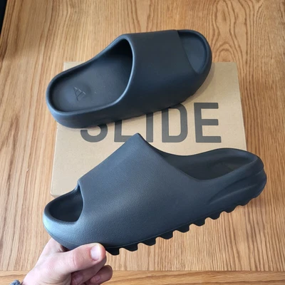 $269 • Buy Adidas Yeezy Slide Onyx US9 ✅ FREE SHIPPING ✅