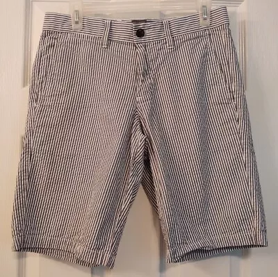 Gap Khakis Mens Classic Blue Seersucker Shorts Sz. 29 • $15