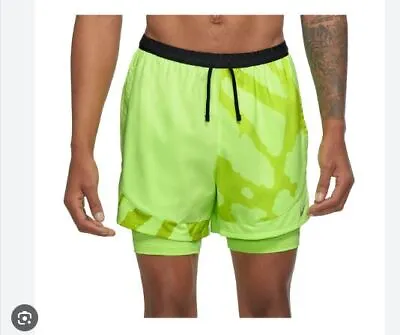 NEW MENS S M NIKE RUNNING DIVISION SHORTS 2in1 5  VOLT YELLOW BLACK DQ4761 358 • $39.99