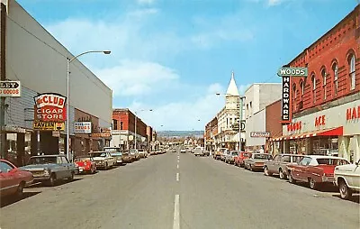 #h3546   ELLENSBURG  WA.    POSTCARD    STREET SCENE • $5.99