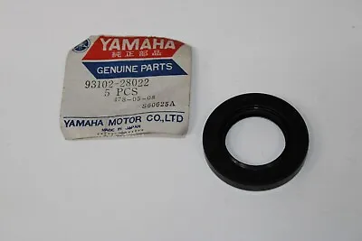 NOS Genuine Yamaha RD250 RD350 RD400 Rear Wheel Dust Oil Seal 93102-28022 • £6.50