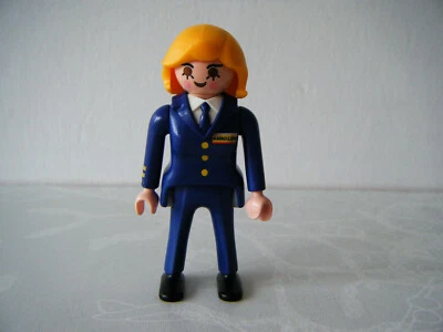 £3.99 • Buy PLAYMOBIL 3185 AERO LINE Aeroline AIRPLANE PILOT Figure Airport Airplane