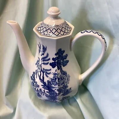 ROYAL STAFFORDSHIRE J G MEAKIN   WILLOW   COFFEE POT  9 1/2  Tall • £9.99