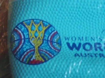 Molten | 1550 Series Fiba Womens World Cup Rubber Event Basketball Size 6 (Blue) • $19.48