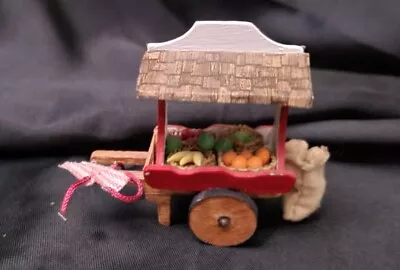Dollhouse Miniature 1/4  Scale 1: 48  Farmer's Market Cart With Apron • $28.50