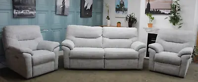 G PLAN SEATTLE 3 SEATER SOFA & 2x ELECTRIC CHAIRS IN DALI CLOUD FABRIC. RRP£4527 • £2399