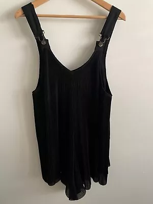 ALICE MCCALL Playsuit Womens Size 10 Black Chiffon Accordion Pleat Shorts Romper • $28