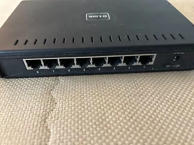 D-Link 8 Port Ethernet Switch DES-1108 With Power Supply • $18.95