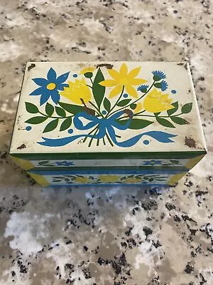 Vintage Retro Syndicate MFG Co Metal Tin Recipe Box Yellow & Blue Flowers • $7.99