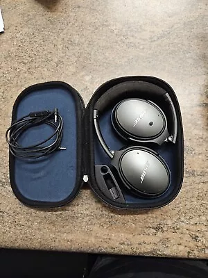 Bose Quietcomfort QC25 Wired Headphones With Case Excellent Condition • $80