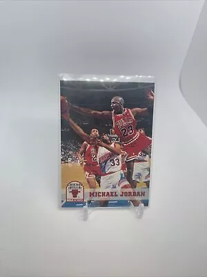 1993 Hoops #28 Michael Jordan • $2