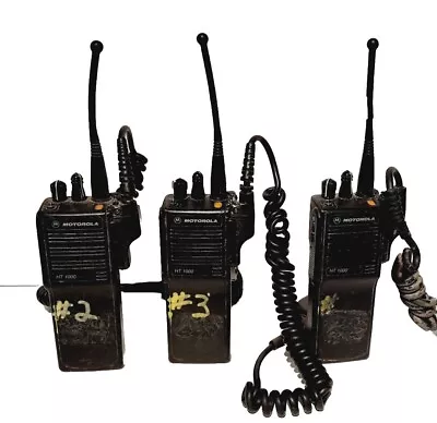 Lot Of 3 Motorola Ht1000 Vhf 16 Channel Fm Radio With Mic H01sdc9aa3dn ~ Parts  • $99.99