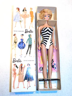 Barbie:  VINTAGE White Ginger 1961 BUBBLECUT BARBIE Doll W/Box! • $745