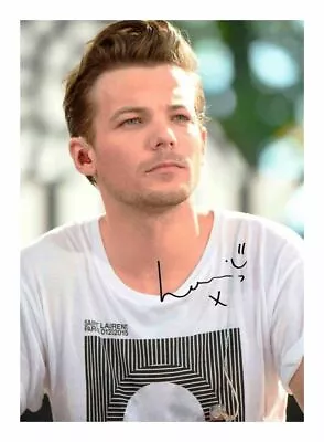 Louis Tomlinson Autograph Signed Pp Photo Poster • £6.89